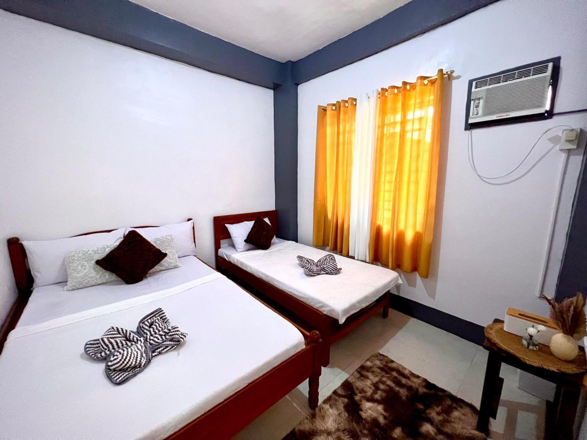 Eighty8 Tourist Inn Корон Екстер'єр фото